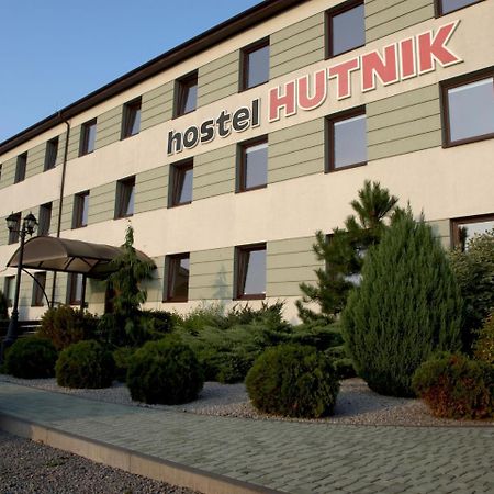 Hostel Hutnik Ostrowiec Świętokrzyski Extérieur photo
