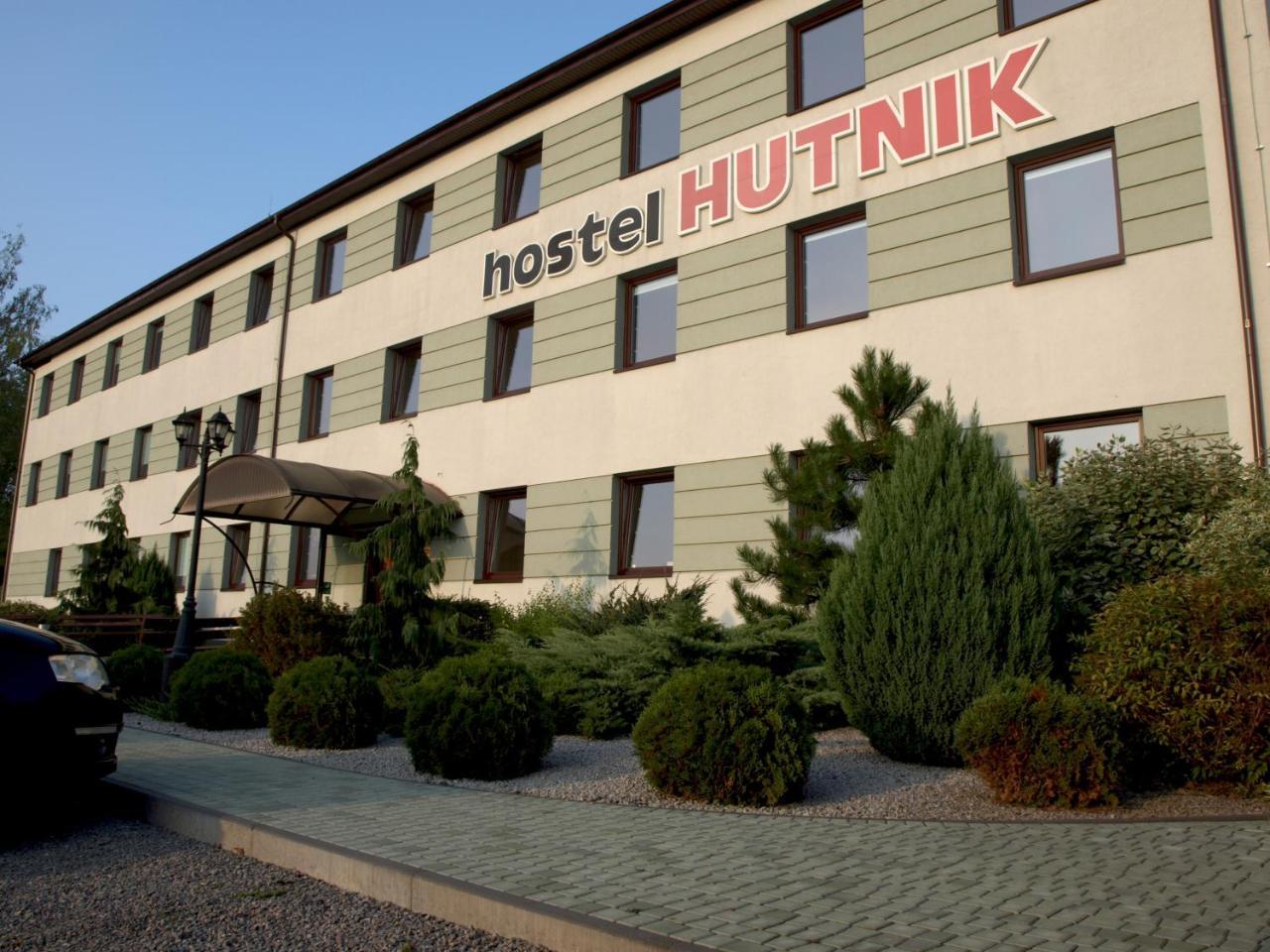 Hostel Hutnik Ostrowiec Świętokrzyski Extérieur photo
